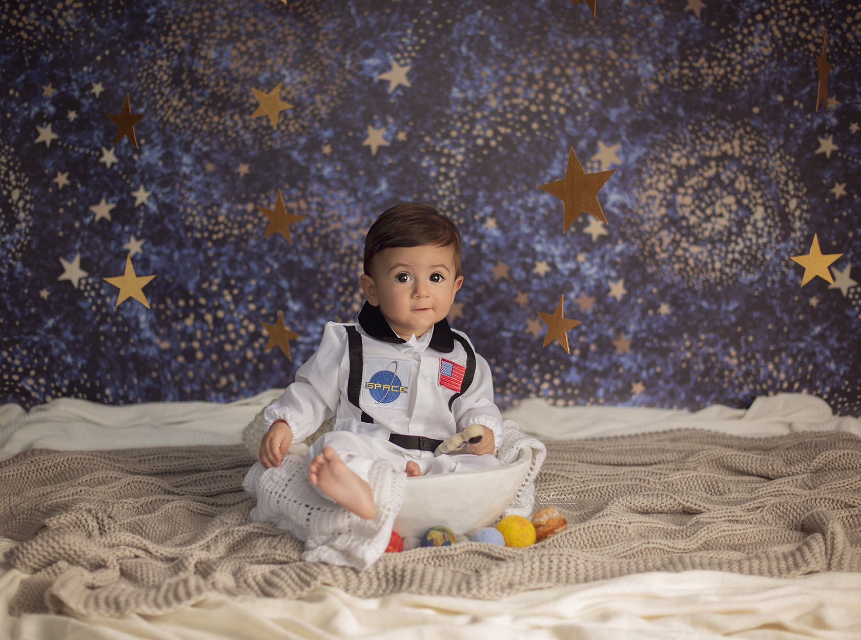 Bebe astronaut la ședința foto bebe